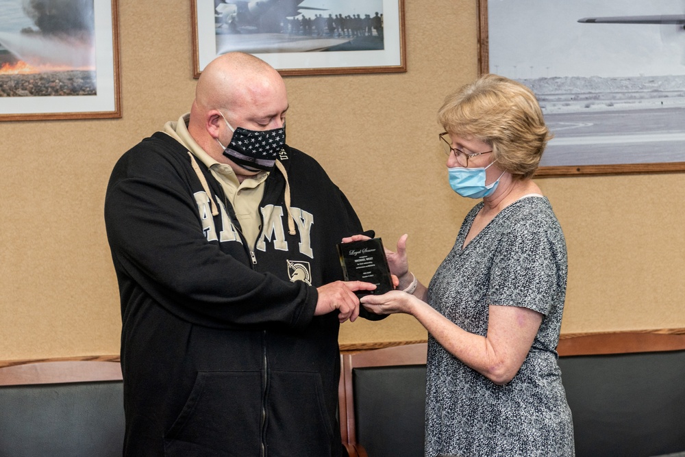 Peoria Drug Demand Reduction Program manager receives award for outstanding performance