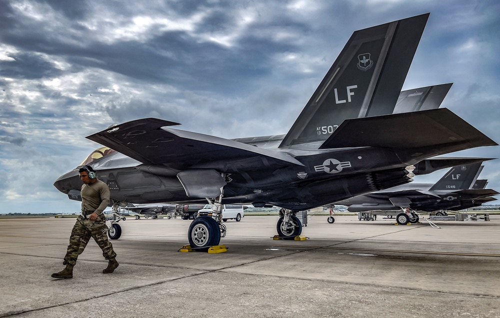 502nd Air Base Wing supports F-35 TDY