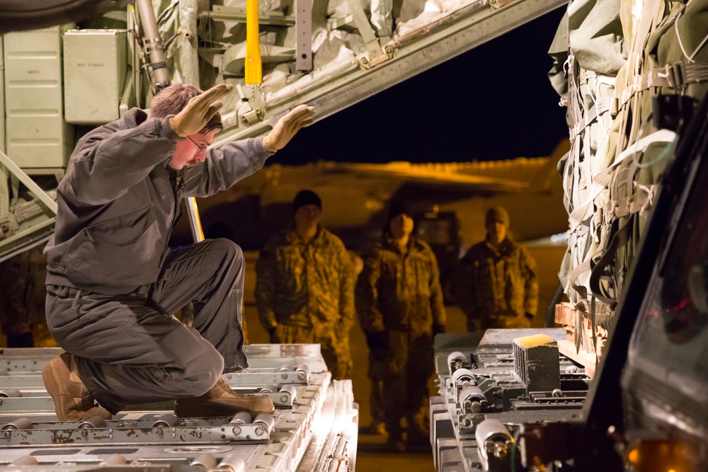 VMGR-152 Conduct Aerial Delivery at JBER
