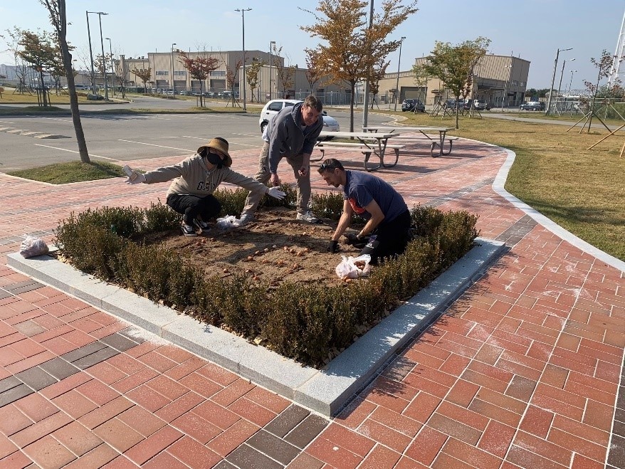 Growing leaders through the USACE Leadership Development Program