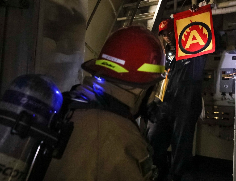 USS Benfold Conducts General Quarters Drill