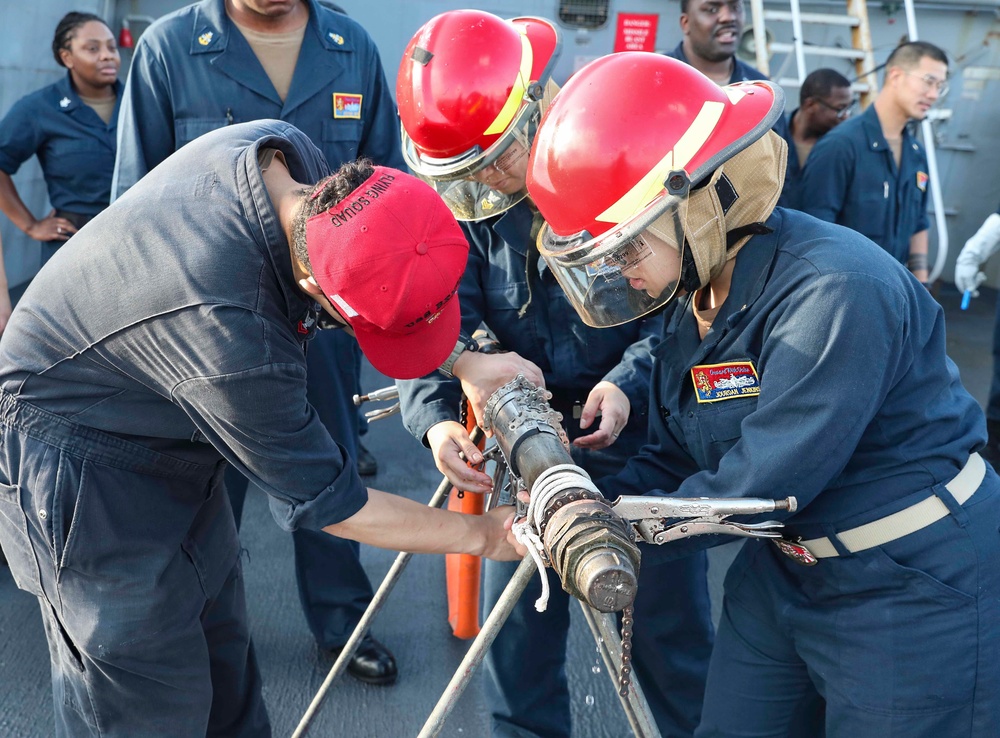 USS Benfold Conducts General Quarters Drill