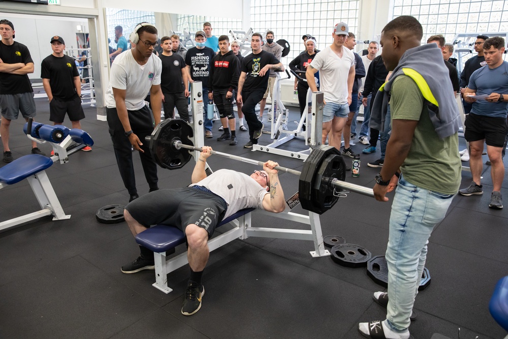 1st Combat Aviation Brigade Soldiers Compete to See Who Is The Strongest