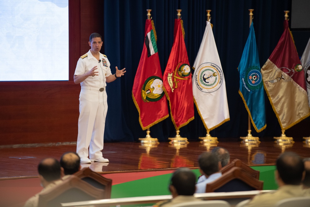 Vice Adm. Cooper visits UAE War College