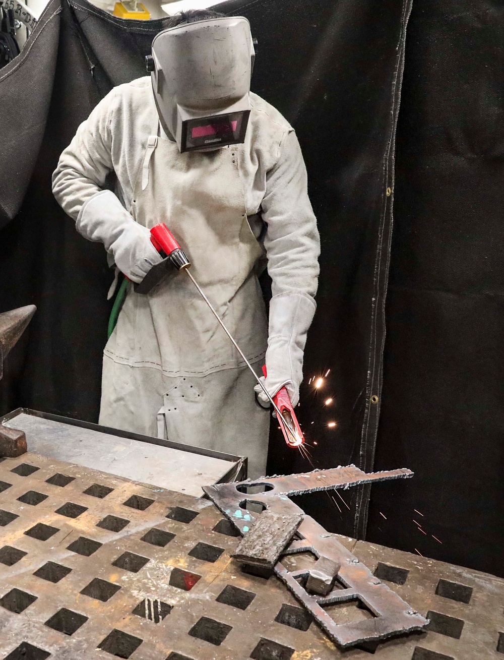 USS Benfold Conducts Routine Operations