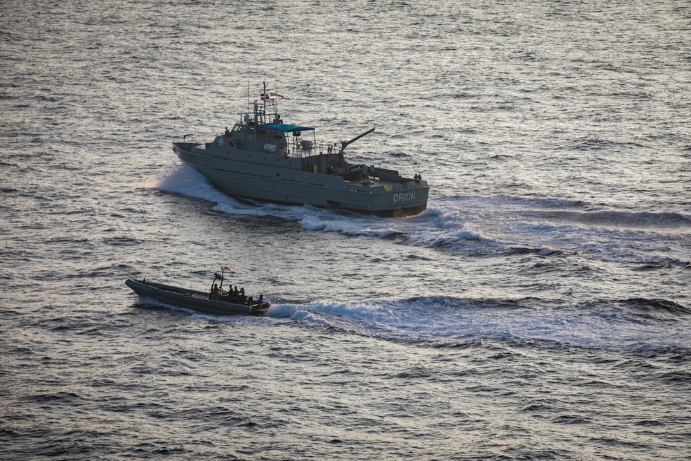 USS Sioux City (LCS 11) and Dominican Republic Navy Conduct a Bilateral Interdiction Exercise