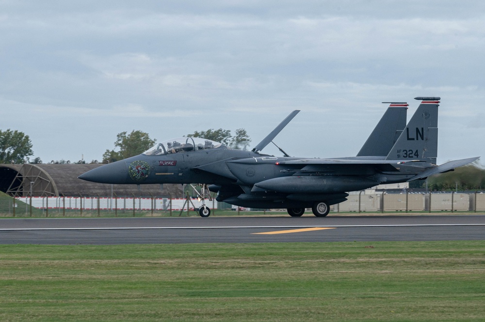 DVIDS - Images - 494th FS return from deployment [Image 2 of 7]