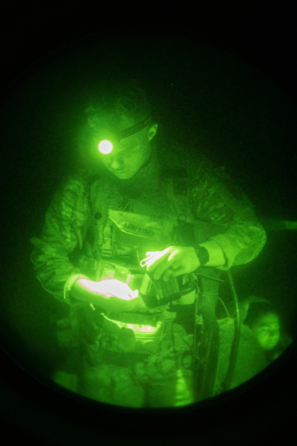 25th ID Soldiers prepare to defend Dillingham Airfield during JPMRC rotation 22-01