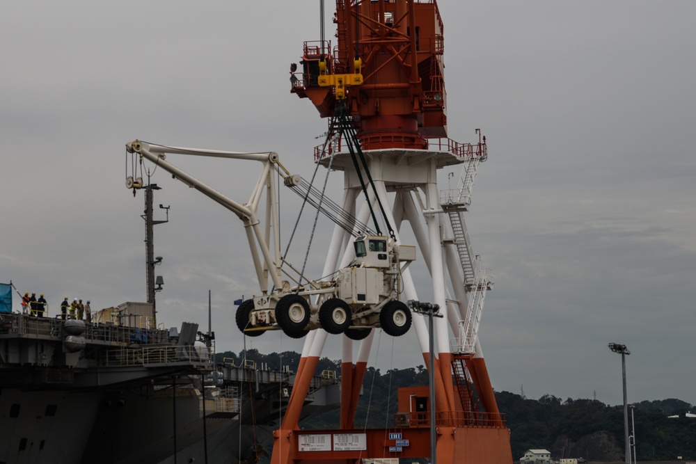 USS Ronald Reagan (CVN 76) Explosive Ordnance Disposal Fitness