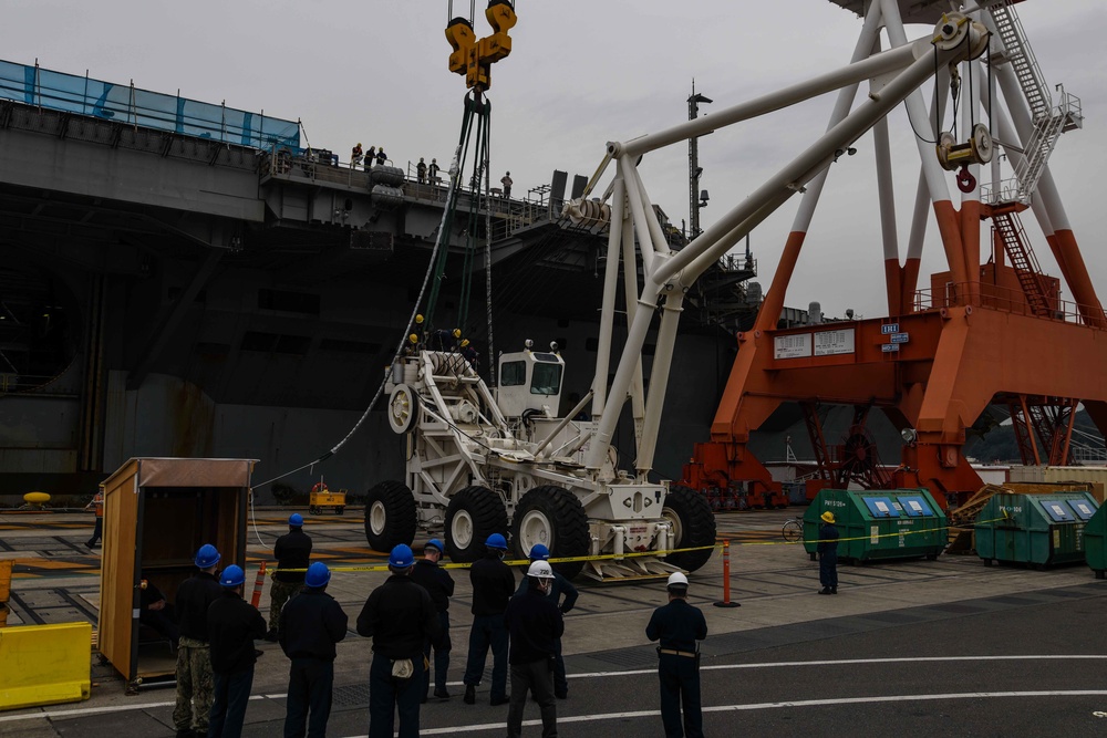 USS Ronald Reagan (CVN 76) Explosive Ordnance Disposal Fitness