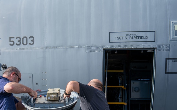 Hurricane Hunters testing new SATCOM capabilities