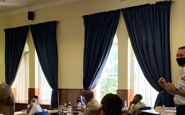 US, South African soldiers discuss IG roles, strengthen partnership