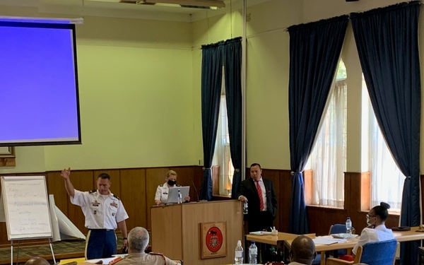 US, South African soldiers discuss IG roles, strengthen partnership