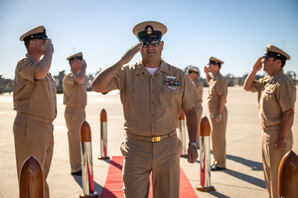 Chief Operations Specialist Roberto De La Torre Retires at ACU-5