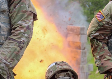 Three Army Reserve Soldiers ‘Earn the Right’