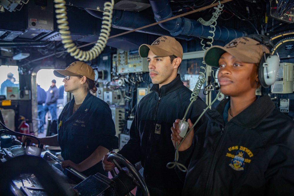USS Dewey Sailors Stand Watch at the Helm