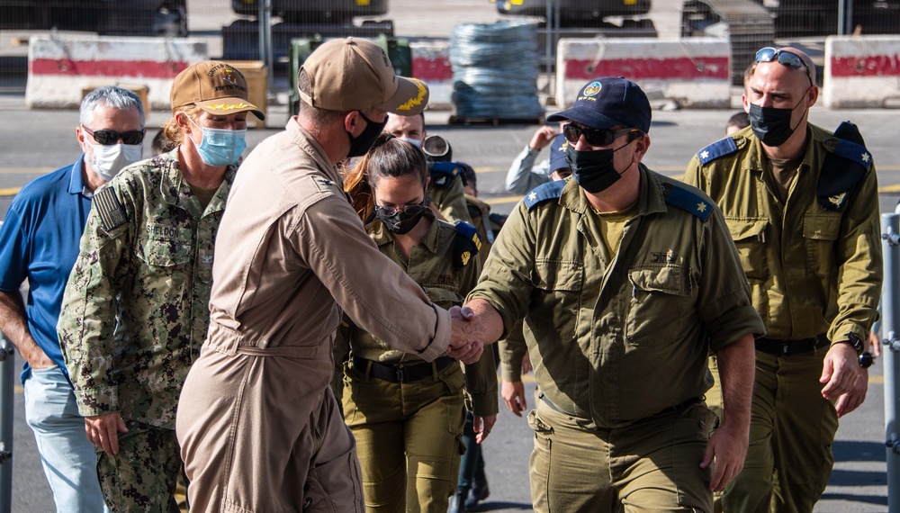 USS Portland (LPD 27) Hosts Israeli Defense Force