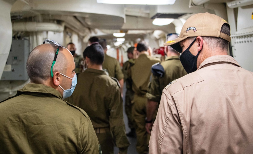 USS Portland (LPD 27) Hosts Israeli Defense Force