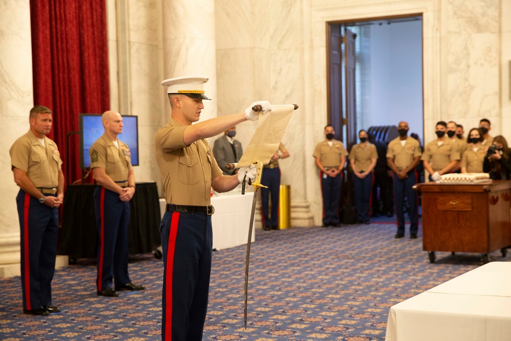 Marine Commandant, Sergeant Major conduct Marine Corps birthday cake-cutting ceremony at Senate