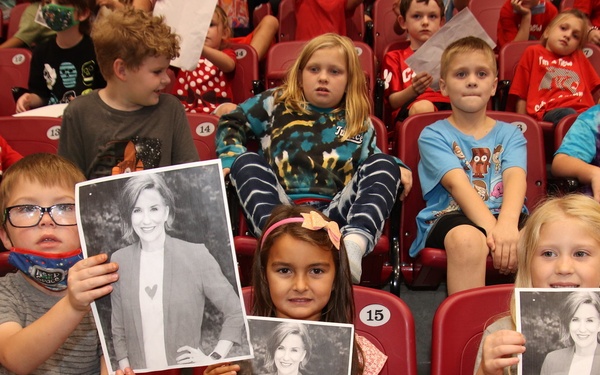 LRAFB key spouse named Arkansas Teacher of the Year