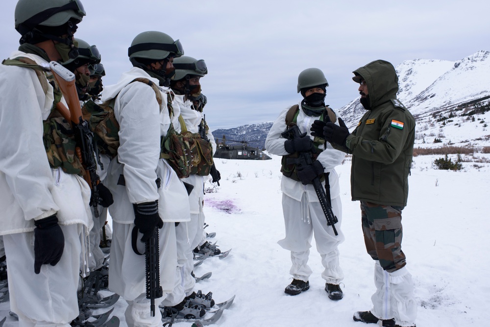 Indian and U.S. Army troops conduct joint FTX during Yudh Abhyas 21