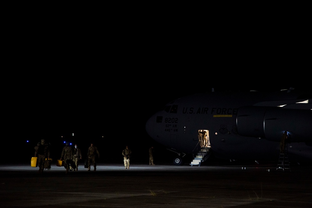 U.S. Army First Corps Soldiers, Strykers Arrive