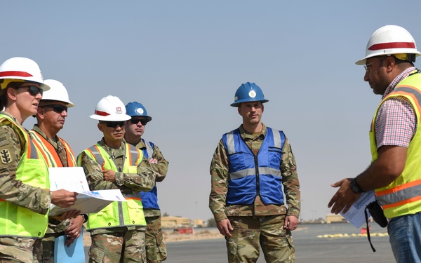 USACE commander oversees construction