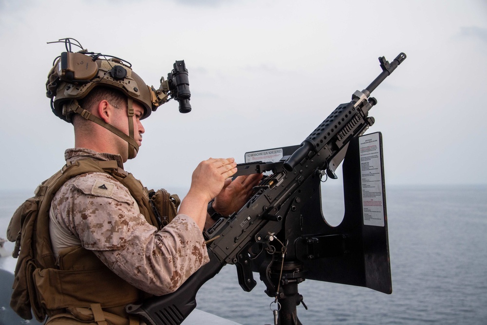 USS Portland (LPD 27) Transits Bab-el-Mandeb Strait