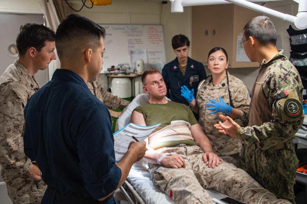 USS Portland (LPD 27) Conducts Mass Casualty Drill