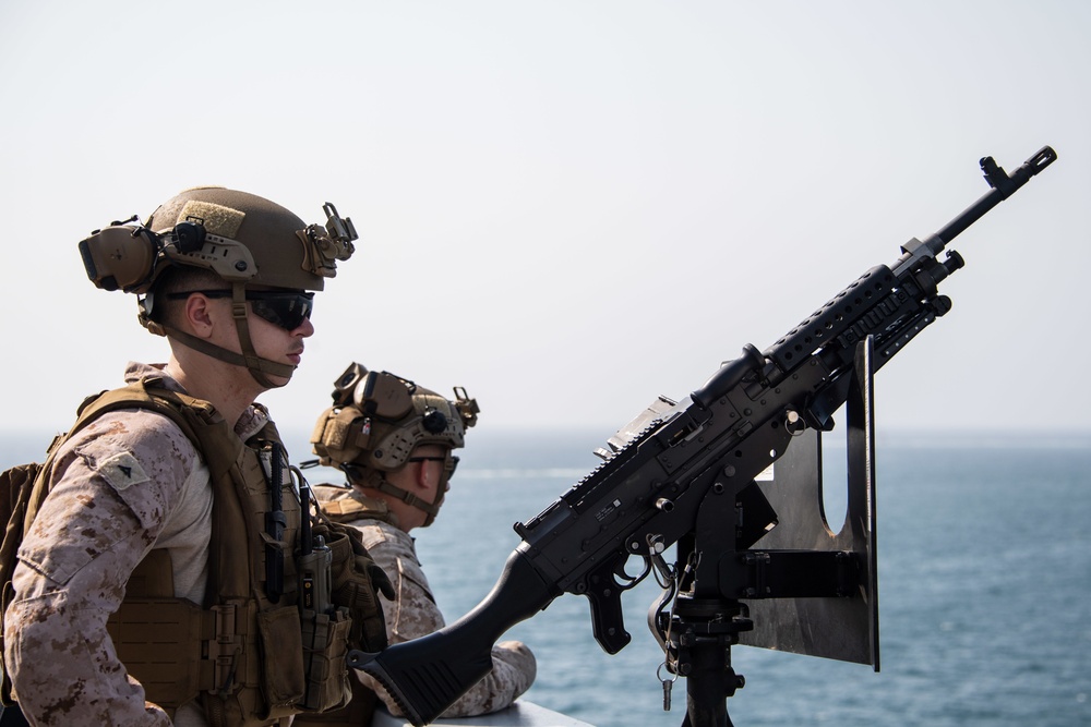 USS Portland (LPD 27) Departs Jeddah, Saudi Arabia