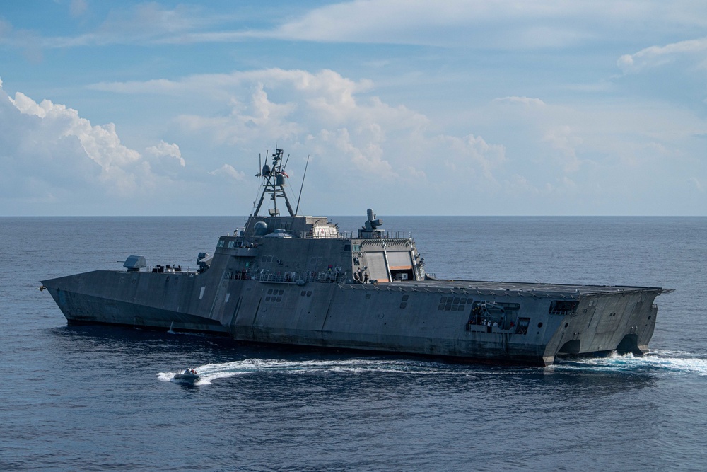 USS Jackson (LCS 6) Conducts Small Boat Operations