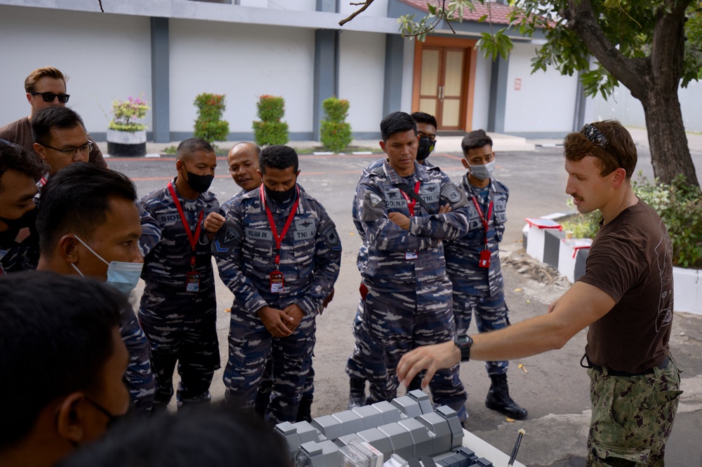 U.S. Navy discusses Explosive Ordnance Disposal during CARAT Indonesia 2021