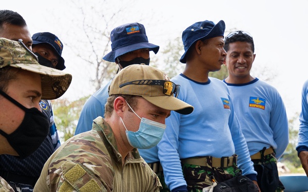 U.S. Navy discusses Explosive Ordnance Disposal during CARAT Indonesia 2021