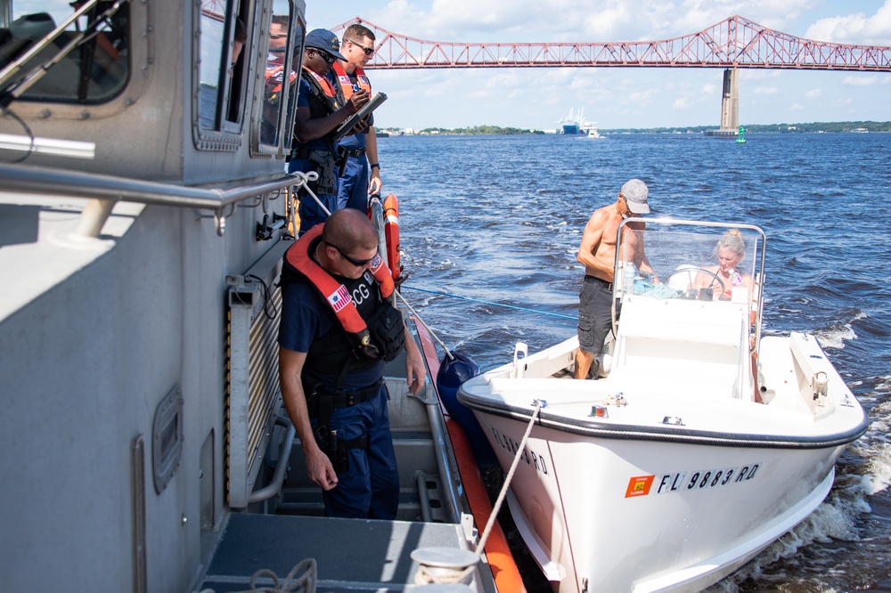 Coast Guard Station Mayport crew conducts vessel safety checks