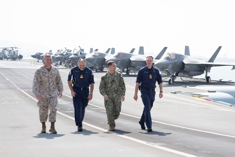 Vice Adm. Cooper visits HMS Queen Elizabeth in Oman