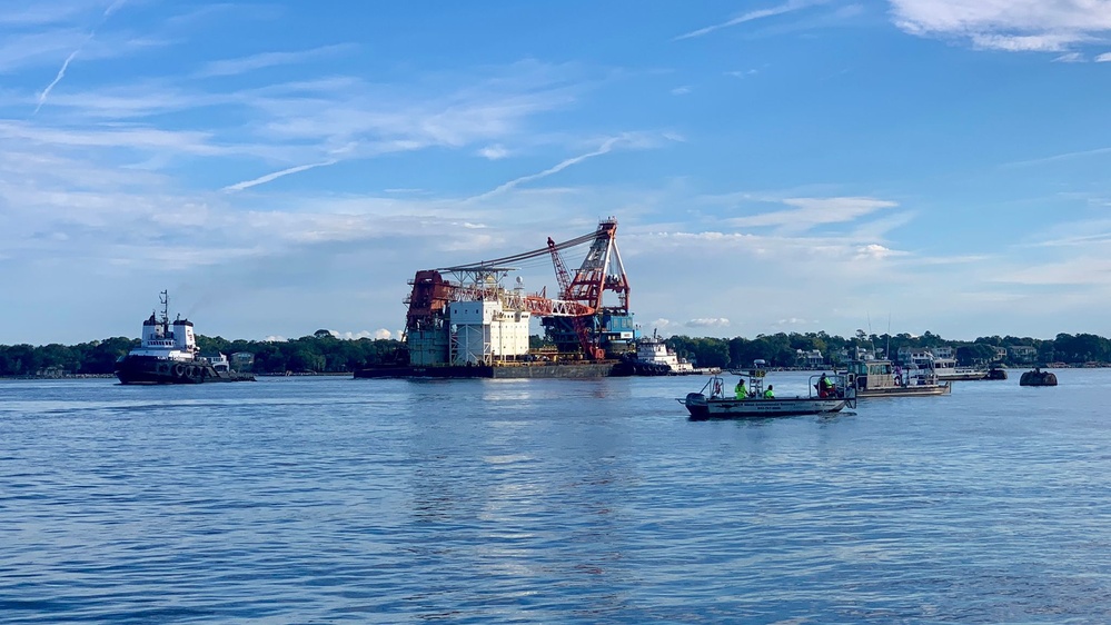 D/B THOR heavy lift vessel transits past Golden Ray wreck site