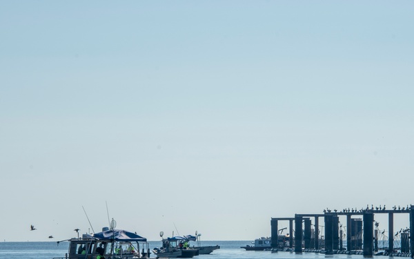 Response vessels standby around the EPB