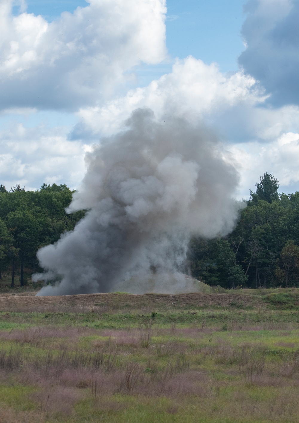 115th Explosive Ordnance Disposal Technicians Destroy Unserviceable Ordnance at Fort McCoy