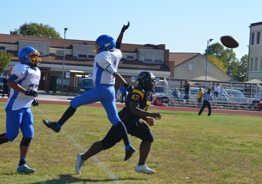 Vicenza High School Football team vs. Sigonella