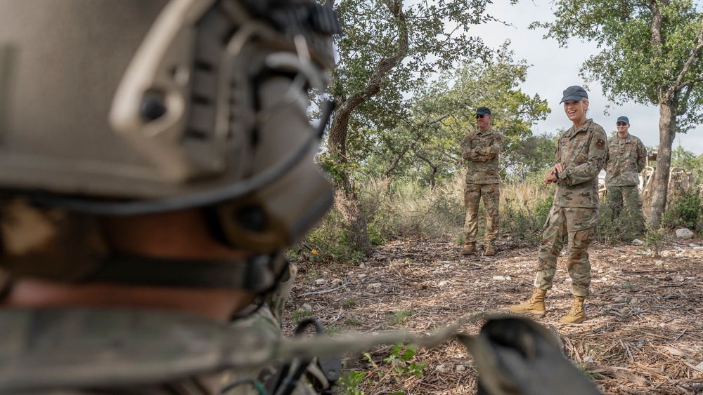 Second Air Force Commander partakes in TACP training