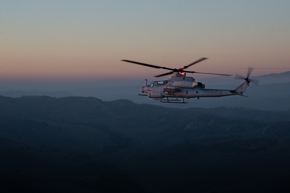 HMLA-775 conducts close air support training with 1st ANGLICO