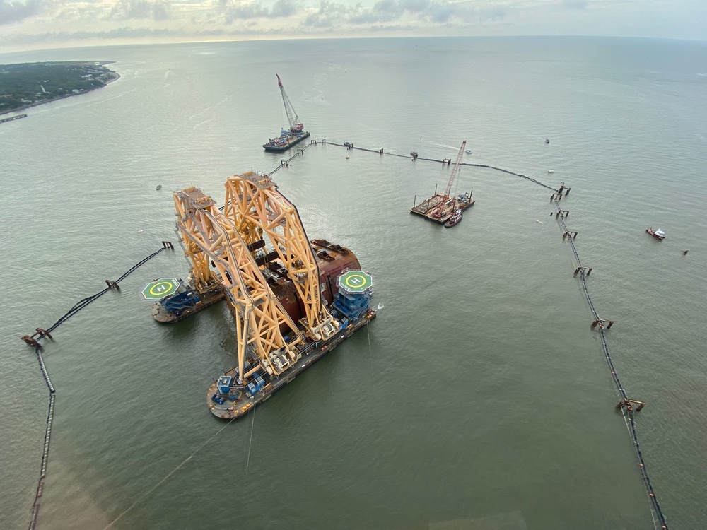 Aerial observers survey the Golden Ray wreck site