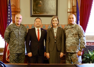 Iowa and Kosovo delegates meet at the Capital