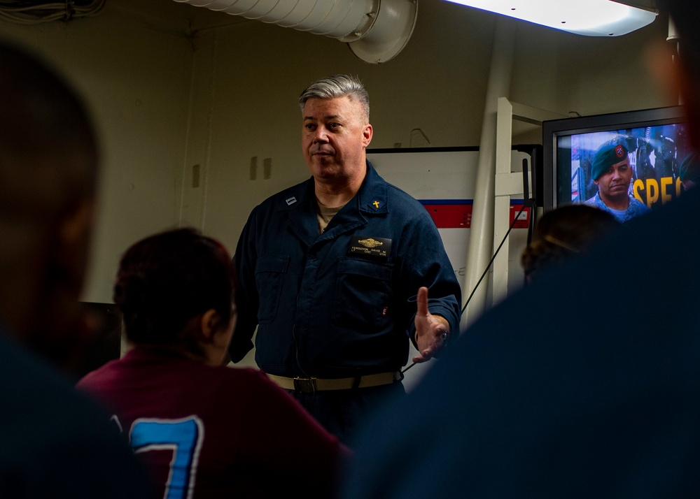Navy Chaplain teaches resiliency course on GHWB