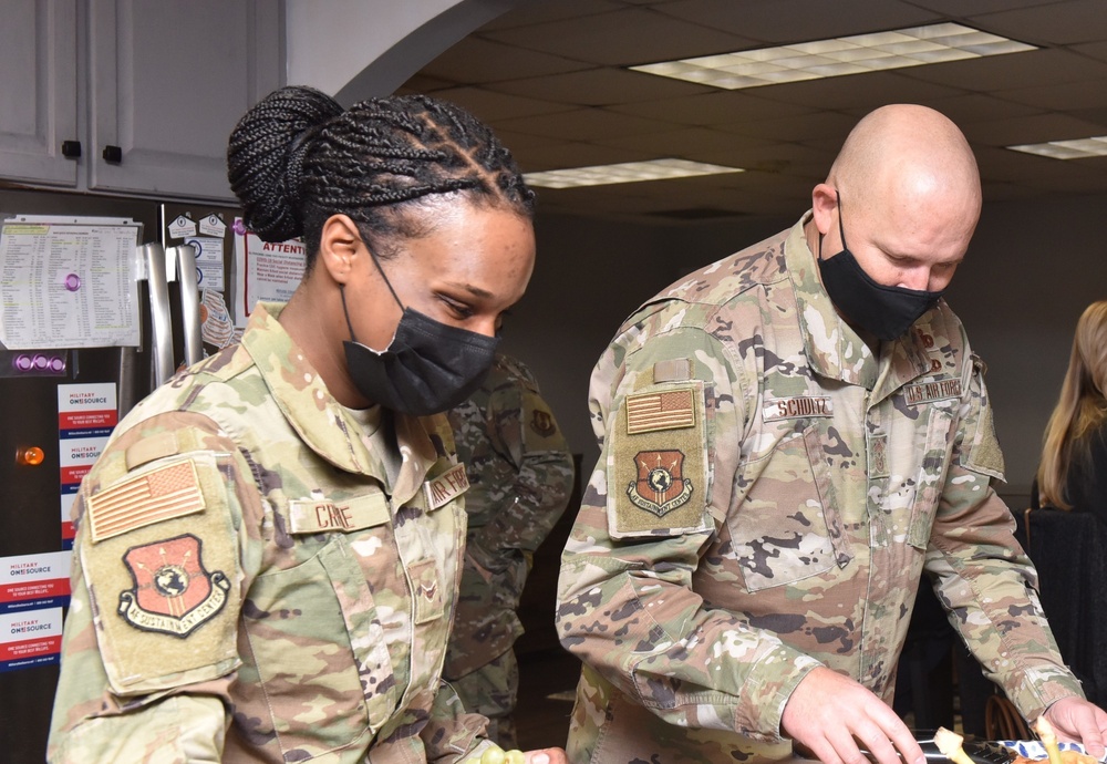 AFSC command team talks with Robins Airmen