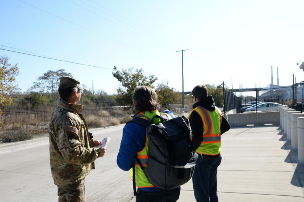 Chicago Commander Visits Electric Dispersal Fish Barriers