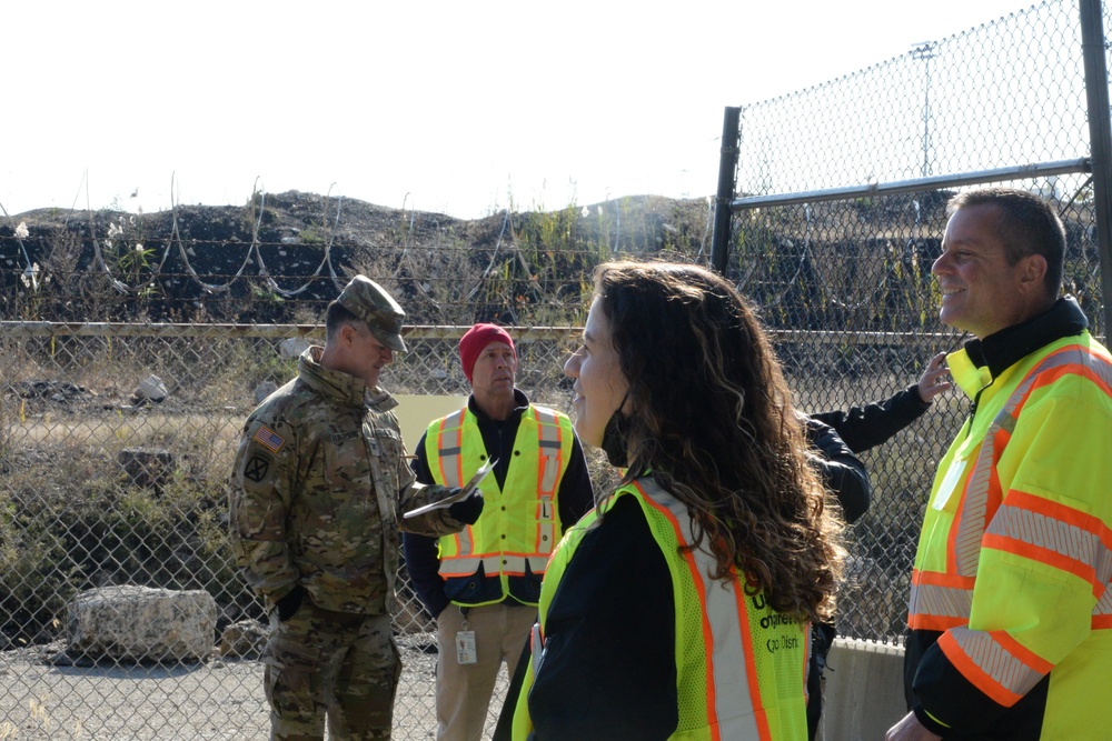 Chicago Commander Visits Electric Dispersal Fish Barriers