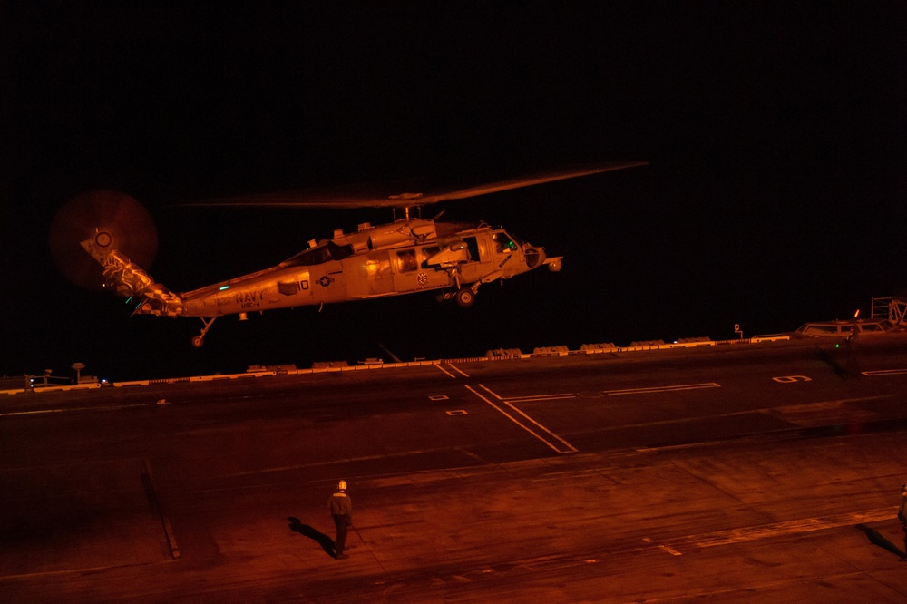 USS Carl Vinson (CVN 70) Conducts Night-Time Flight Operations