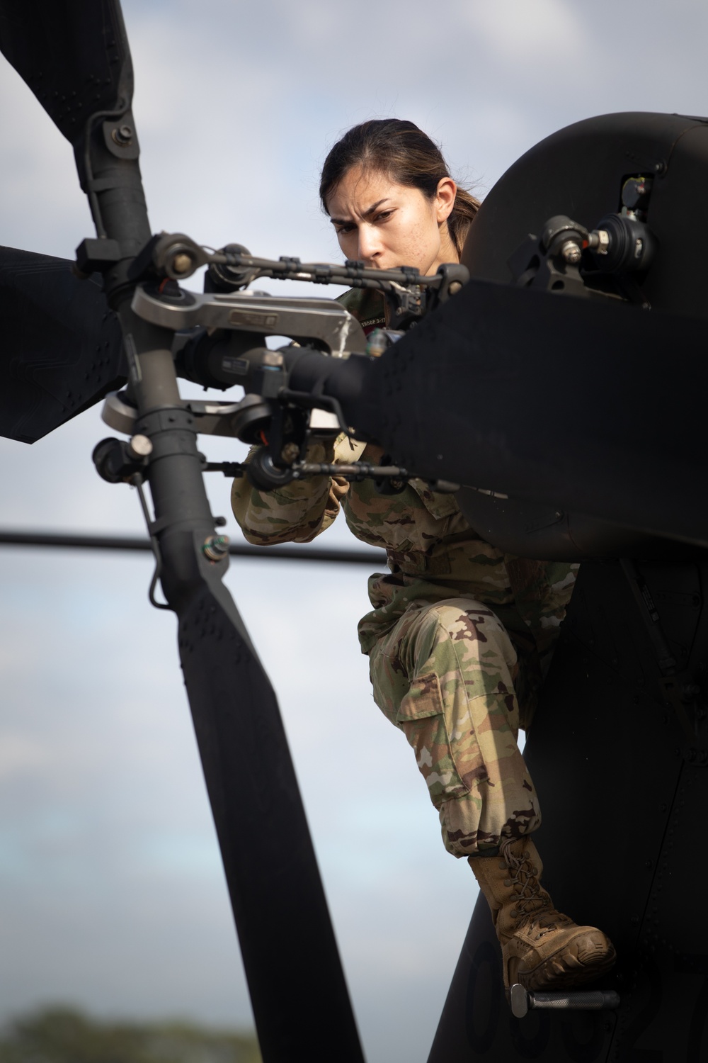 3rd Combat Aviation Brigade conducts aerial gunnery with new AH-64E Apaches.