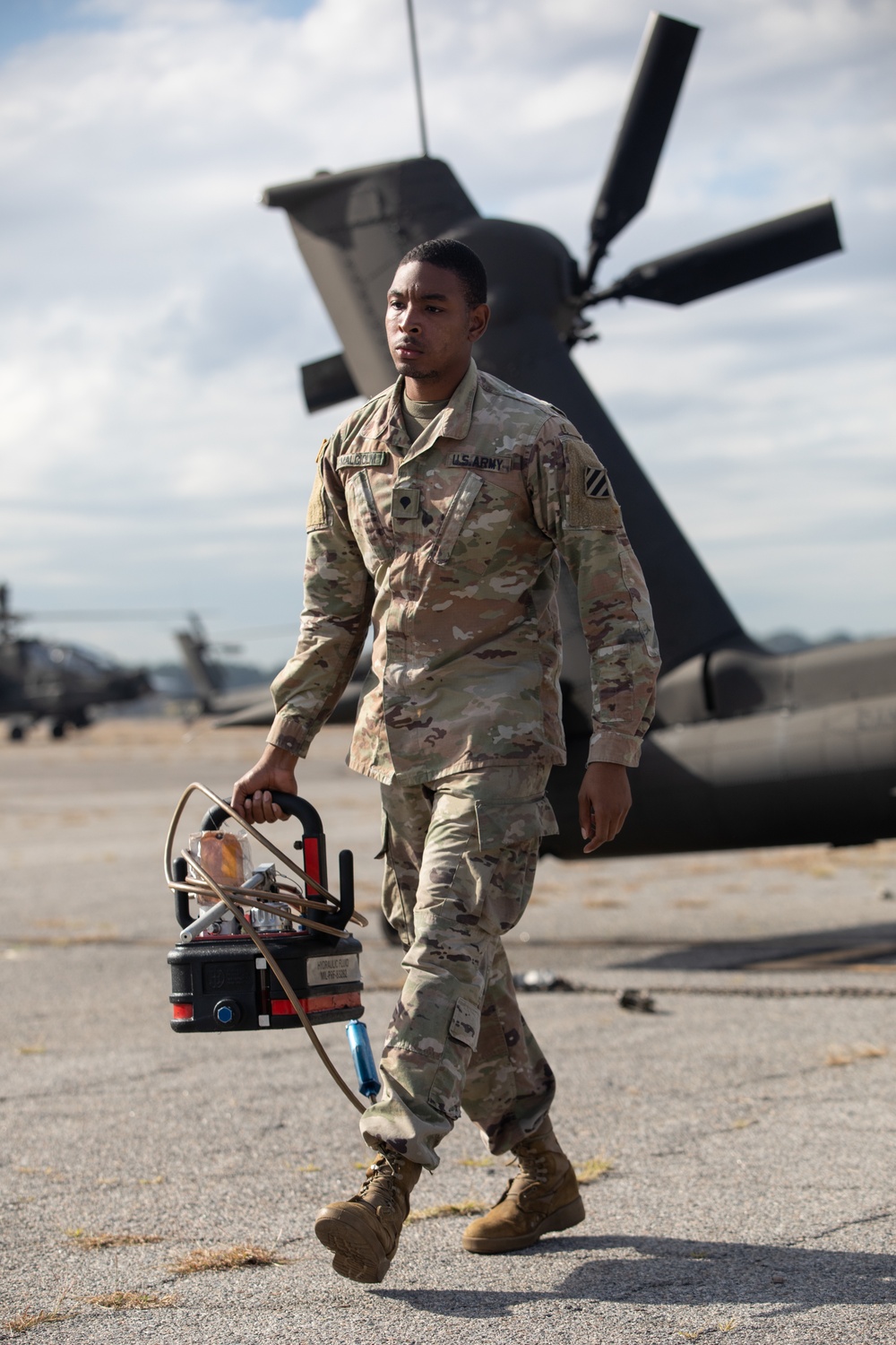 3rd Combat Aviation Brigade conducts aerial gunnery with new AH-64E Apaches.